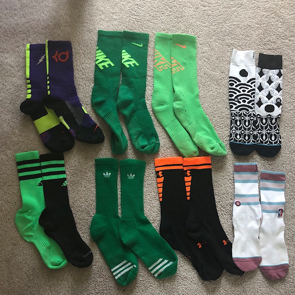 Men’s athletic socks